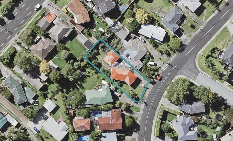 50 Angelo Avenue, Howick, Auckland - Carousel 1
