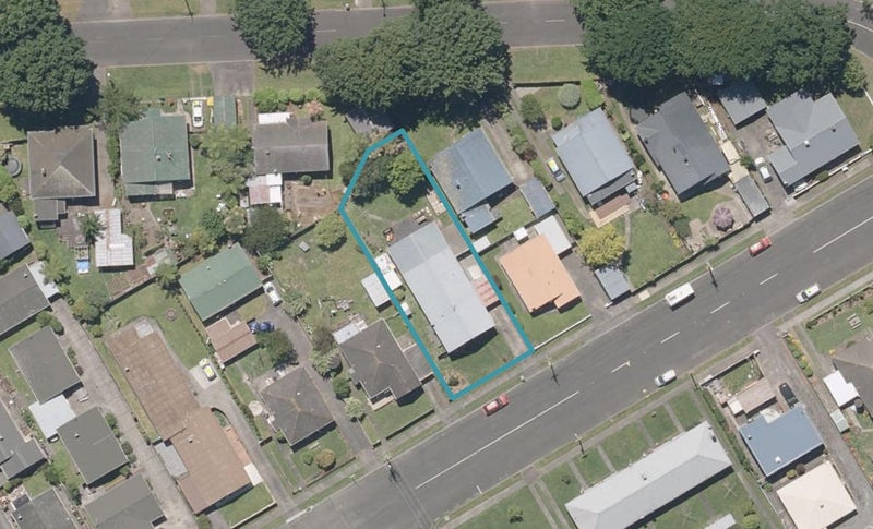 69 Nixon Street, Whanganui East, Whanganui - Carousel 1