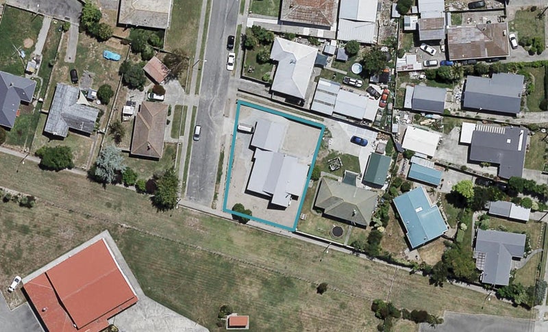 35 McLaren Crescent, Onekawa, Napier - Carousel 1