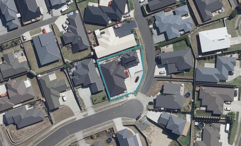 7 Iris Place, Grandview Heights, Hamilton - Carousel 1