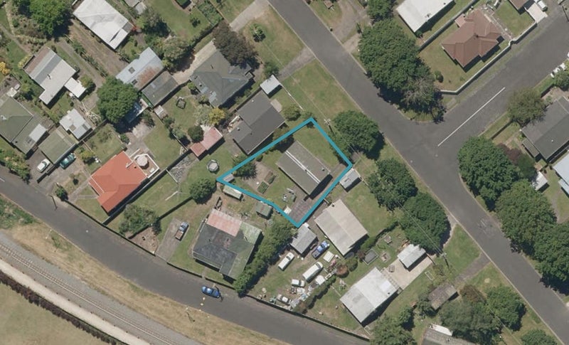 8 Te Mawae Street, Whanganui East, Whanganui - Carousel 1