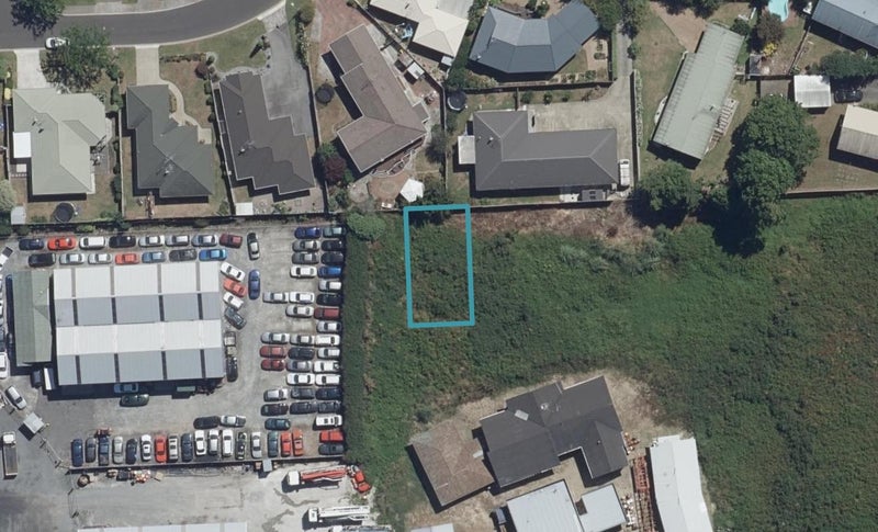 96 Jacks Landing Drive, Hamilton Lake, Hamilton - Carousel 1