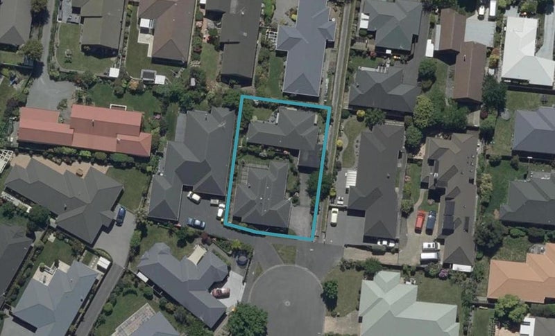 1/9 Wiltshire Mews, Avonhead, Christchurch - Carousel 1