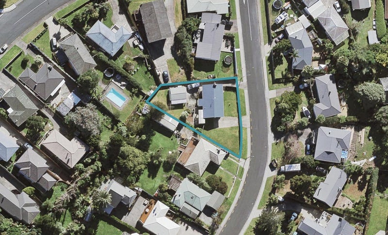 44 Tilden Avenue, Hillcrest, Auckland - Carousel 1