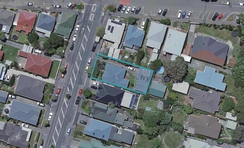 7 Derwent Street, Island Bay, Wellington - Carousel 1