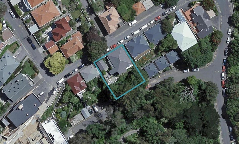 53 Aurora Terrace, Kelburn, Wellington - Carousel 1