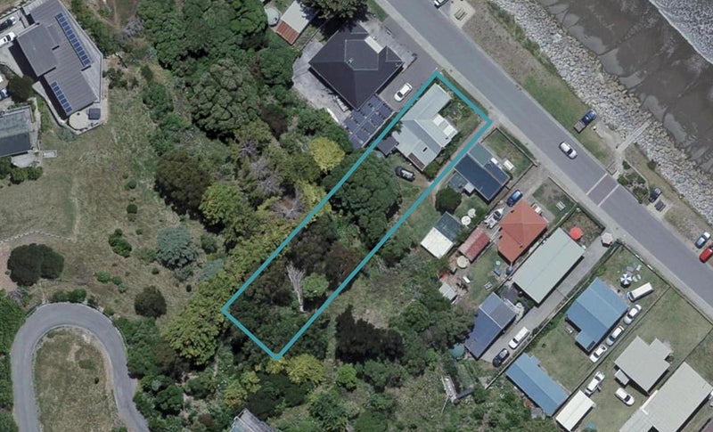 64 Jetty Road, Castlepoint - Carousel 1