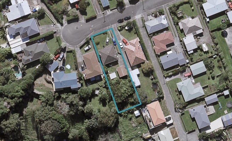 21 Walsh Road, Westown, New Plymouth - Carousel 1