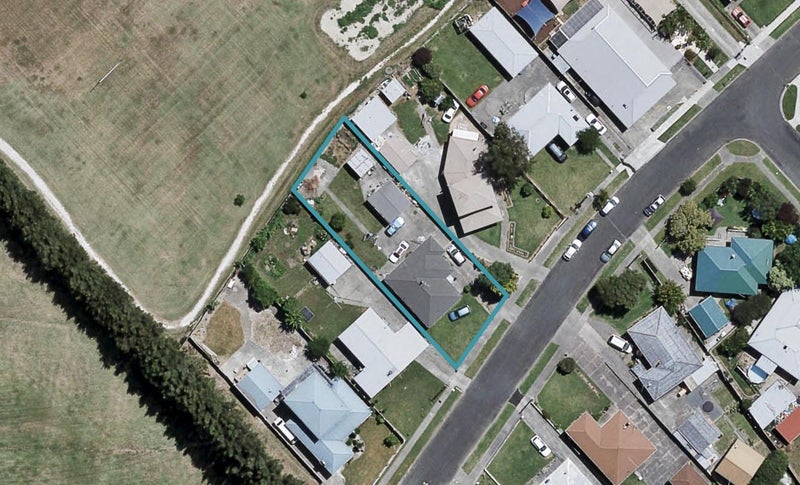 16 Hurst Avenue, Maraenui, Napier - Carousel 1