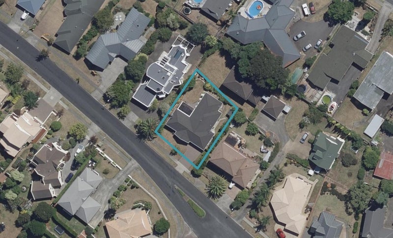 14 Western Heights Drive, Western Heights, Hamilton - Carousel 1