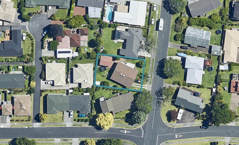 16 Woods Avenue, Matua, Tauranga - Carousel 1