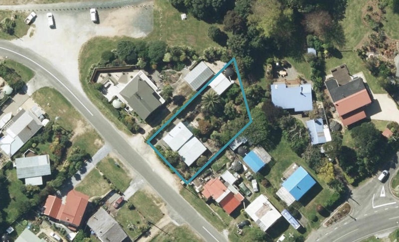 4 Selwyn Street, Pohara - Carousel 1