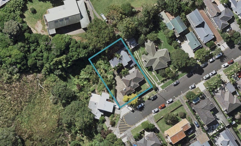 2/35 Huron Street, Takapuna, Auckland - Carousel 1