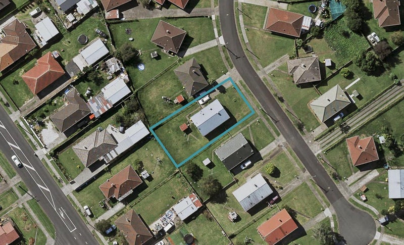 11 Wynton Place, Otara, Auckland - Carousel 1