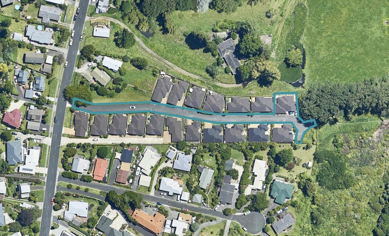 15 Barossa Way, Brookfield, Tauranga - Carousel 1