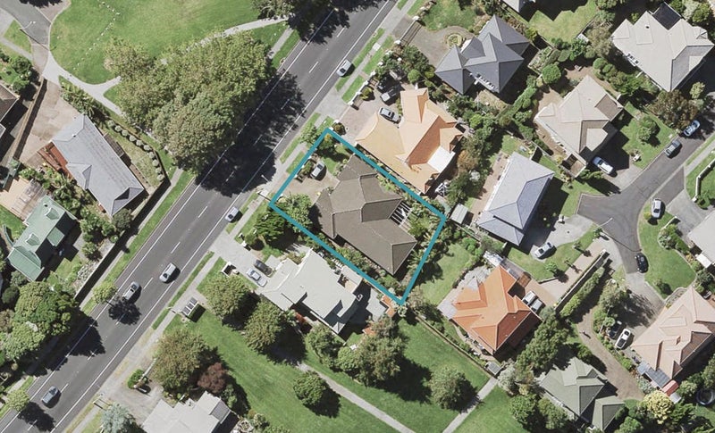 34 Whitford Road, Botany Downs, Auckland - Carousel 1