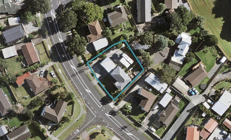 86 Everglade Drive, Totara Heights, Auckland - Carousel 1