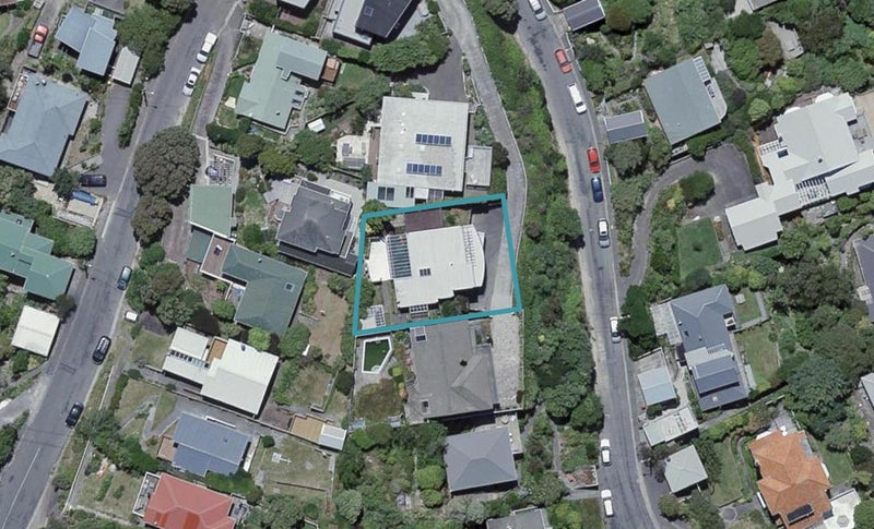 8 Tai Paku Paku Road, Karaka Bays, Wellington - Carousel 1