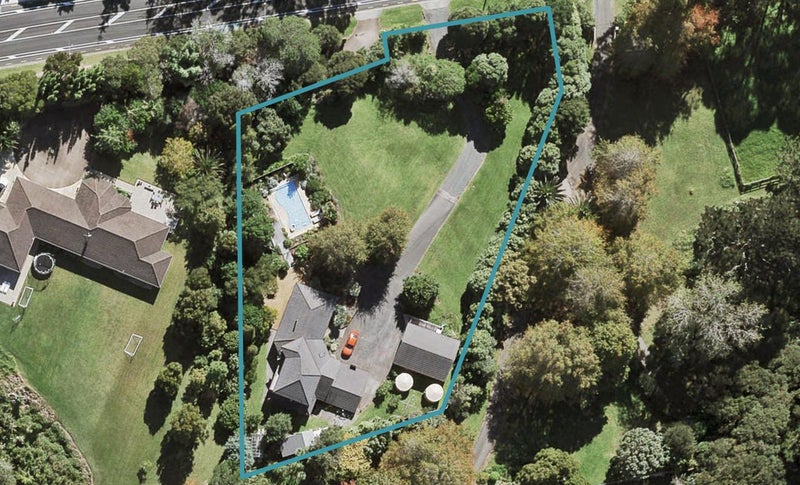 123 Upper Harbour Drive, Greenhithe, Auckland - Carousel 1
