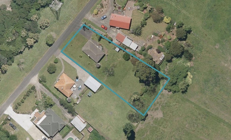 13 Takarangi Street, Putiki, Whanganui - Carousel 1