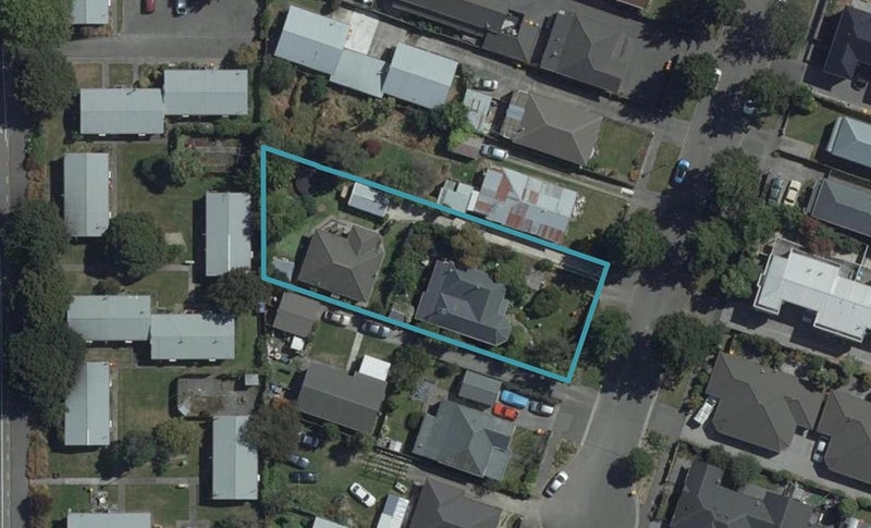 2/15 DEFOE PLACE, Waltham, Christchurch - Carousel 1