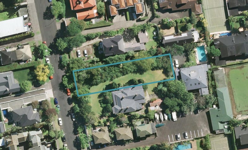15 Hamilton Road, Herne Bay, Auckland - Carousel 1