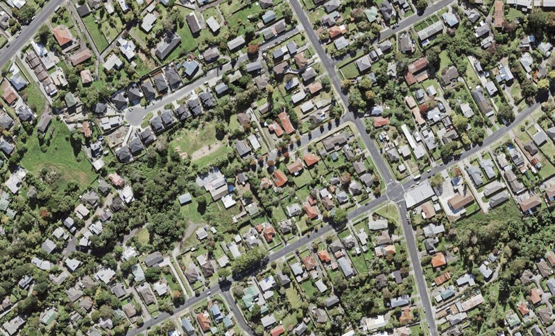 6 Armstrong Place, New Lynn, Auckland - Carousel 1