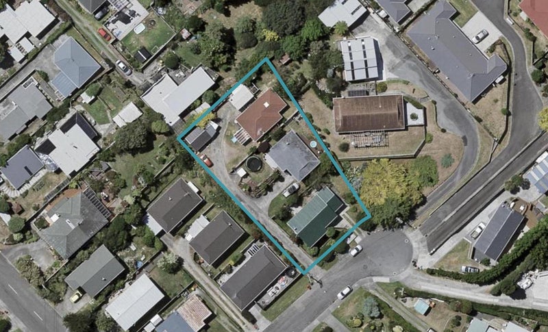 23 Hurley Road, Paraparaumu Beach, Paraparaumu - Carousel 1
