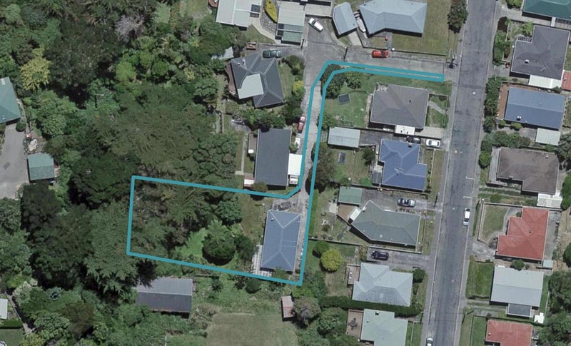 3 Christopher Way, Paparangi, Wellington - Carousel 1