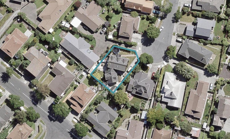 27 McEnroe Grove, Naenae, Lower Hutt - Carousel 1