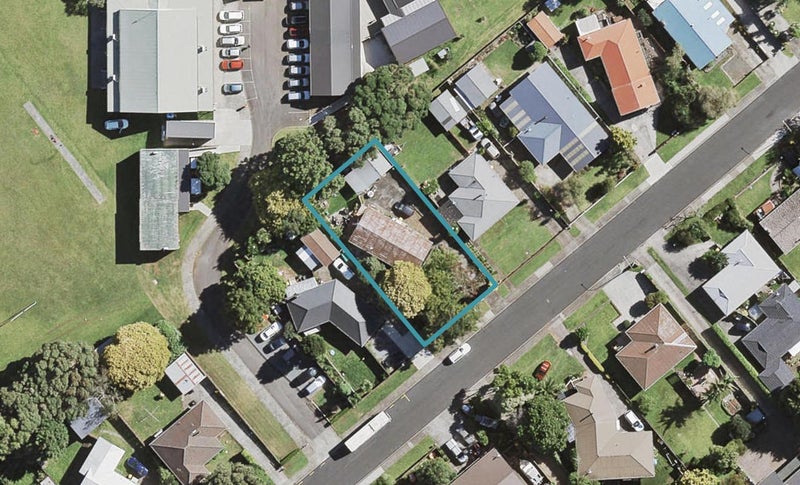 18 Mack Place, Red Hill, Papakura - Carousel 1