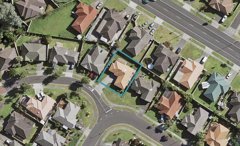 1 Adair Place, Weymouth, Auckland - Carousel 1