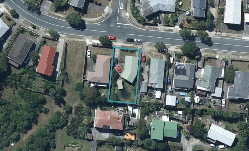 170 Conclusion Street, Ascot Park, Porirua - Carousel 1