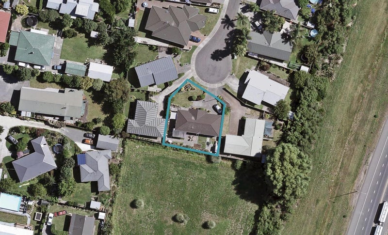 22 Bucksburn Place, Greenmeadows, Napier - Carousel 1