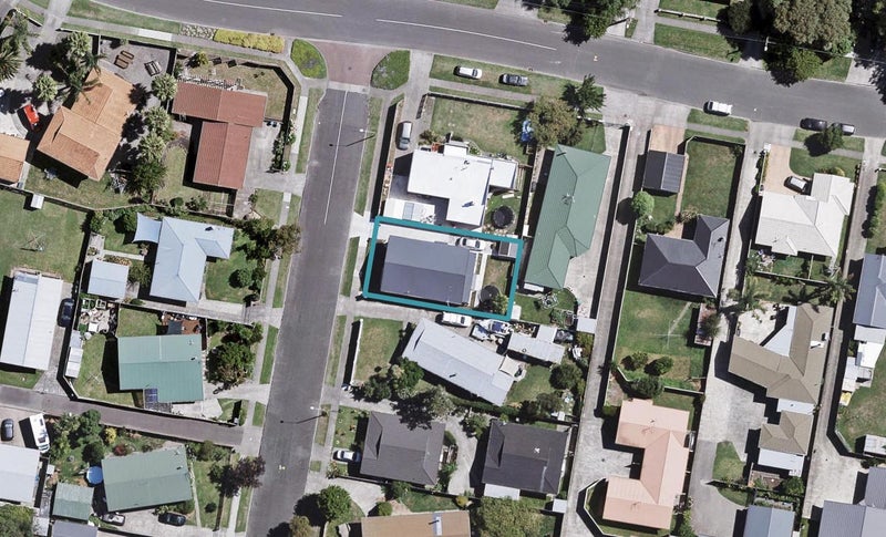 34 Elliott Street, Taradale, Napier - Carousel 1