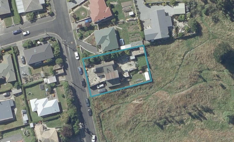 39 Torquay Street, Abbotsford, Dunedin - Carousel 1