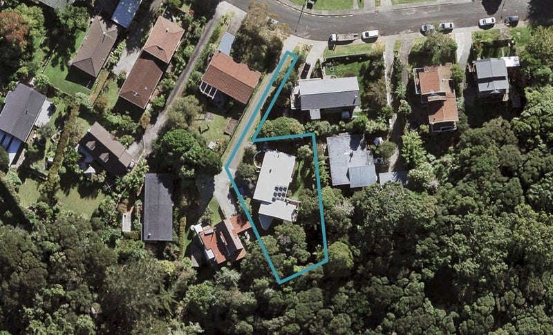 10 Morriggia Place, Bayview, Auckland - Carousel 1
