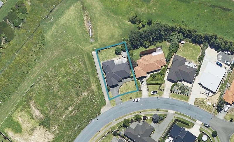 41 Te Otinga Place, Pyes Pa, Tauranga - Carousel 1
