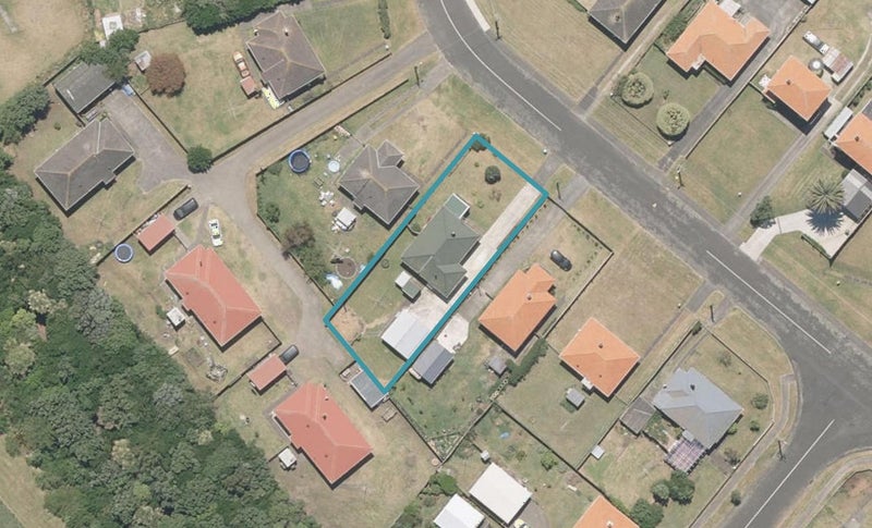 93 Swiss Avenue, Gonville, Whanganui - Carousel 1