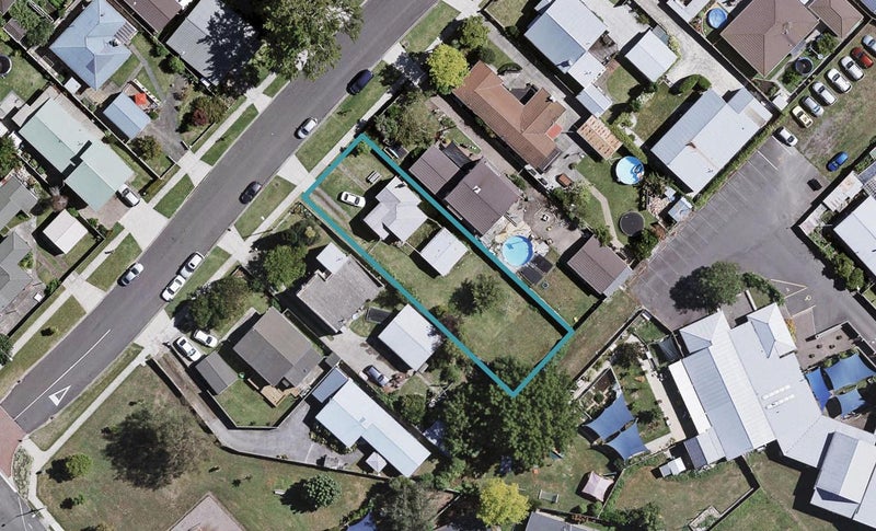 14 Forward Street, Greenmeadows, Napier - Carousel 1