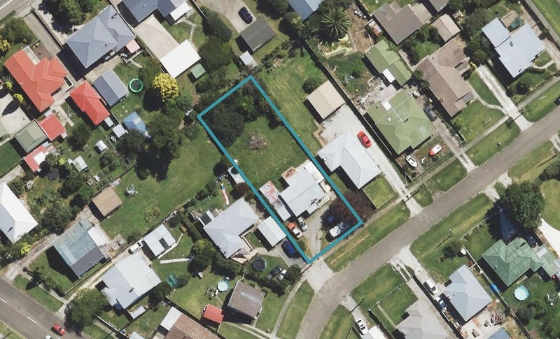 8 Tui Street, Outer Kaiti, Gisborne - Carousel 1