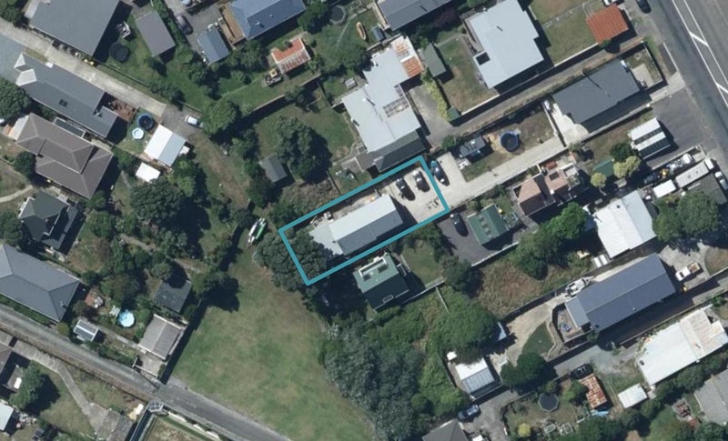 42B Main Road, Titahi Bay, Porirua - Carousel 1