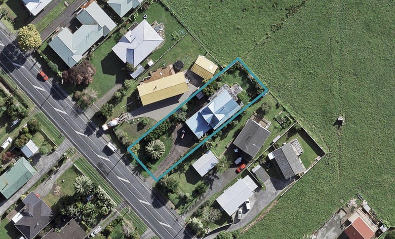 208 Parkhurst Road, Parakai, Helensville - Carousel 1
