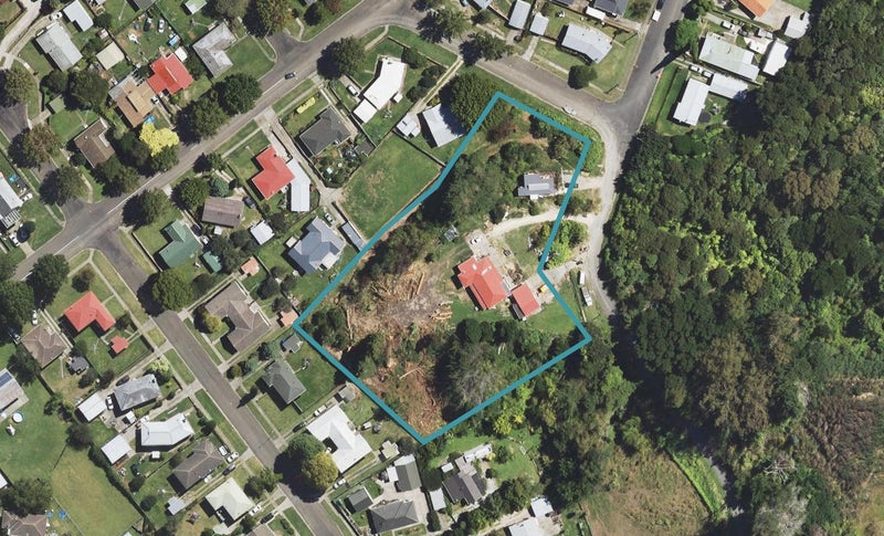 118 Herschell Road, Outer Kaiti, Gisborne - Carousel 1