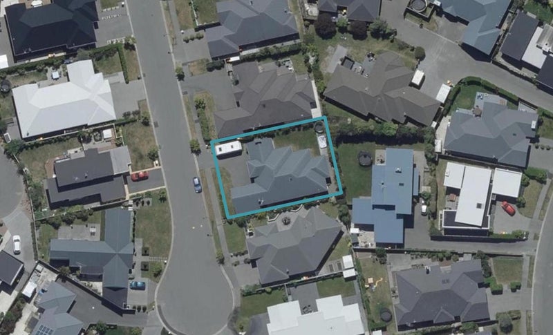 11 Torrey Pines, Waimairi Beach, Christchurch - Carousel 1