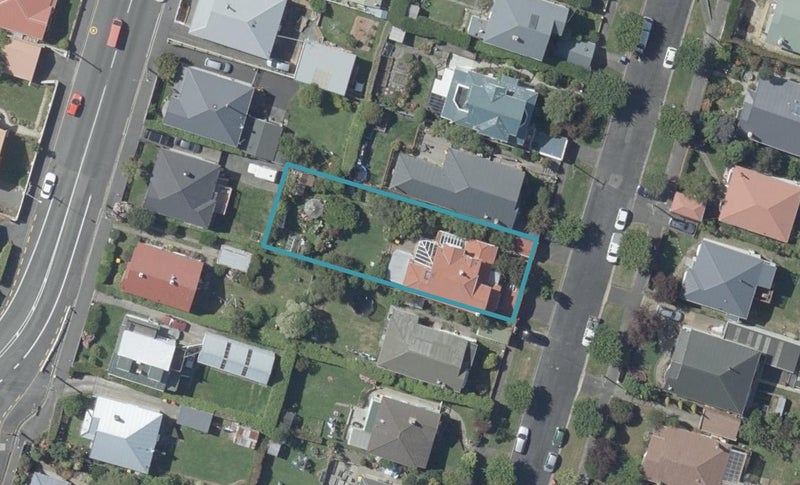 20 Scoular Street, Maryhill, Dunedin - Carousel 1