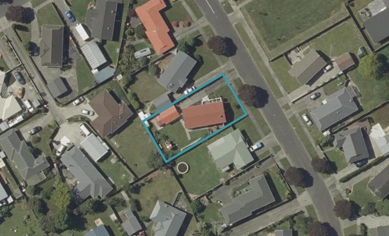22 Peppertree Glade, Kelvin Grove, Palmerston North - Carousel 1