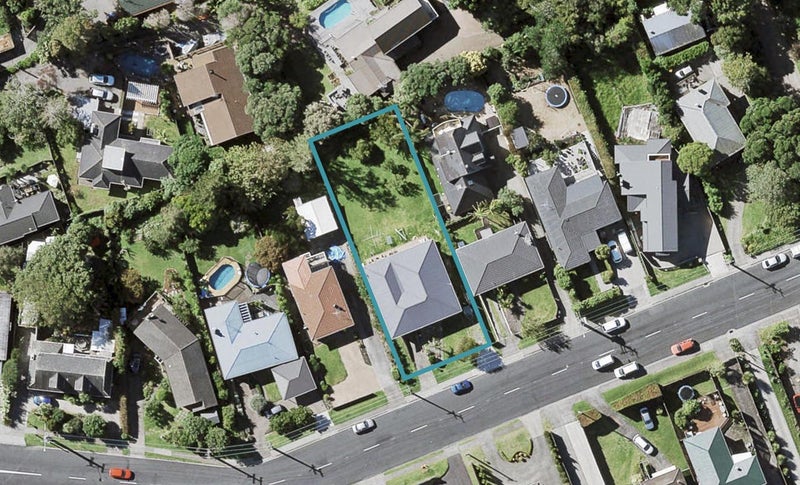 114 Sandspit Road, Shelly Park, Auckland - Carousel 1