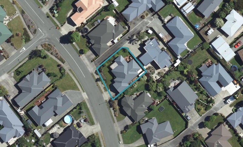 41 Otia Drive, Richmond, Richmond - Carousel 1