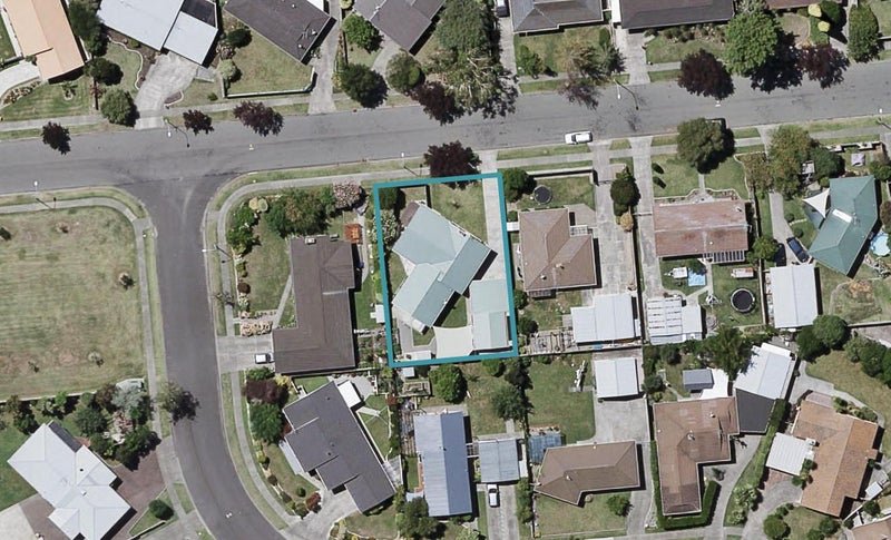 21 Glamorgan Avenue, Tamatea, Napier - Carousel 1